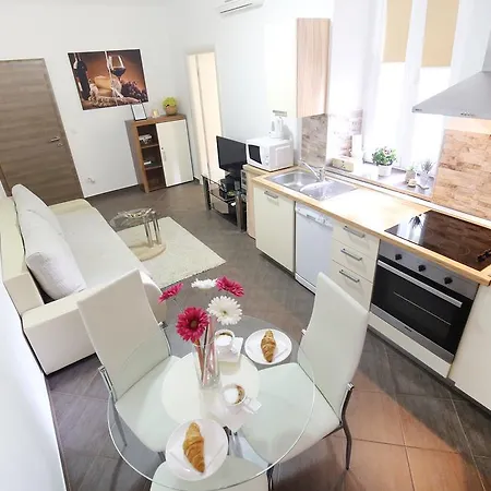 Allegro Exclusive Old Town Center Apartman