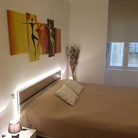 Allegro Exclusive Old Town Center * Zára